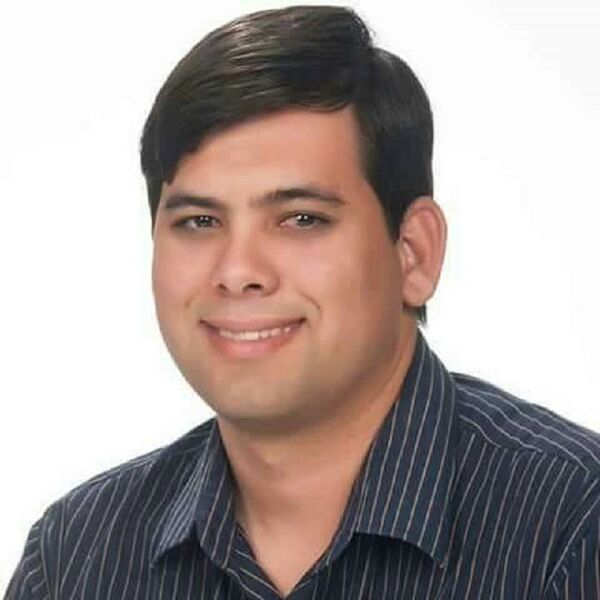 Arquivo:Foto Tiago Castro.jpeg